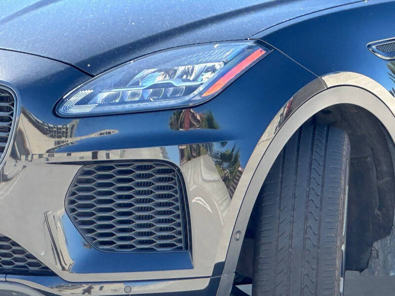 2019 Jaguar E-PACE P300 R-Dynamic SE