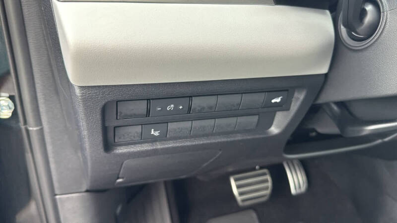 2025 Mitsubishi Outlander SEL Platinum Edition