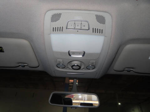 2011 Audi Q5 2.0T quattro Premium