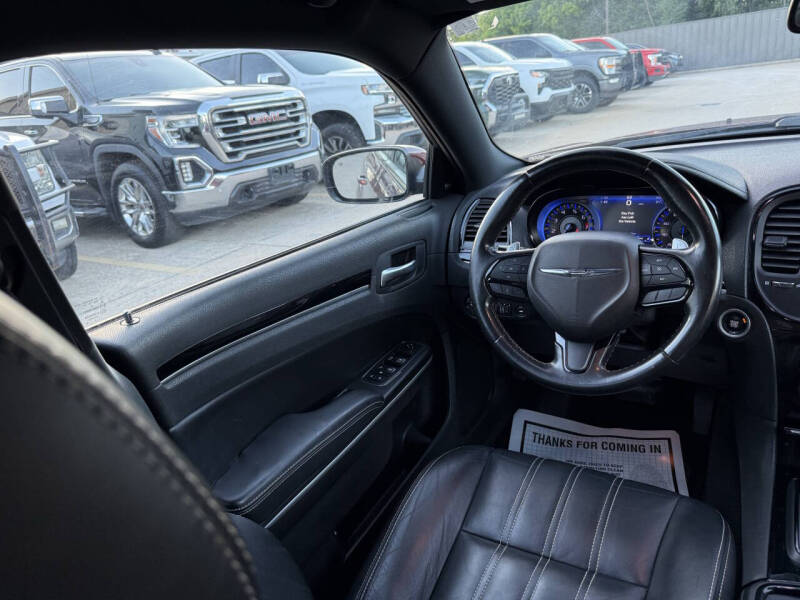 2019 Chrysler 300 S