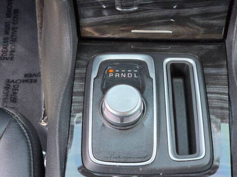 2015 Chrysler 300 Limited