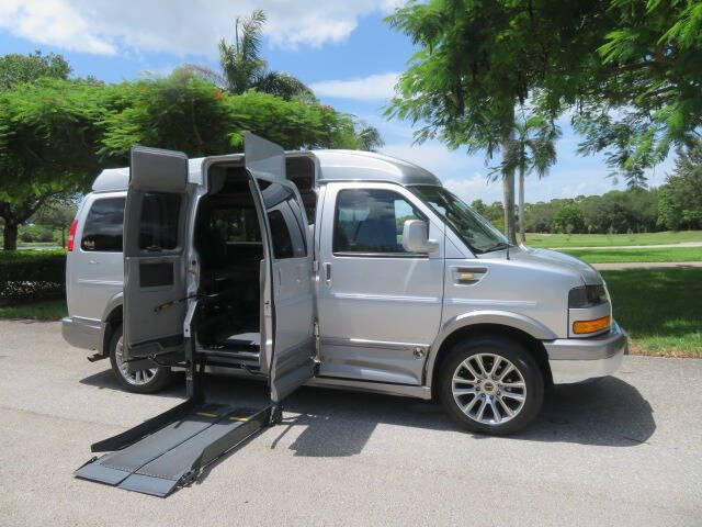 2019 GMC Savana 2500