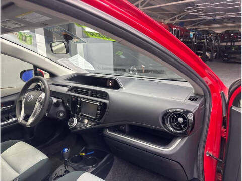 2015 Toyota Prius c