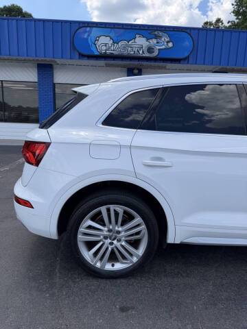 2018 Audi Q5 2.0T quattro Premium Plus
