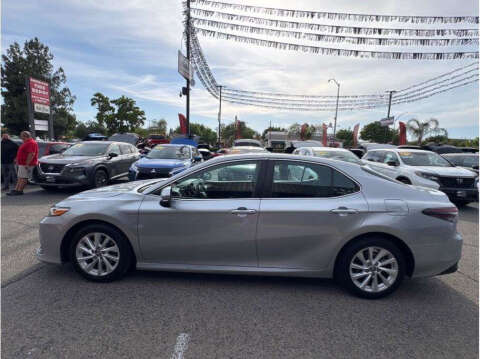 2024 Toyota Camry LE