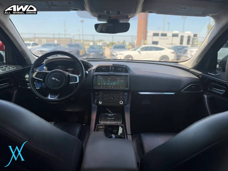 2020 Jaguar F-PACE 25t Prestige