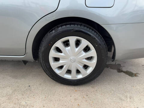 2014 Nissan Versa 1.6 S