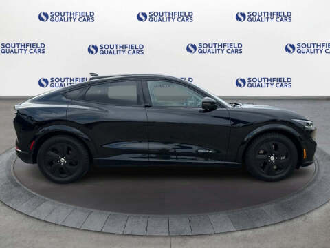 2021 Ford Mustang Mach-E California Route 1