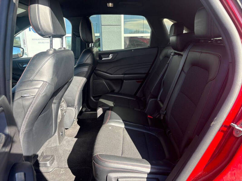 2025 Ford Escape ST-Line