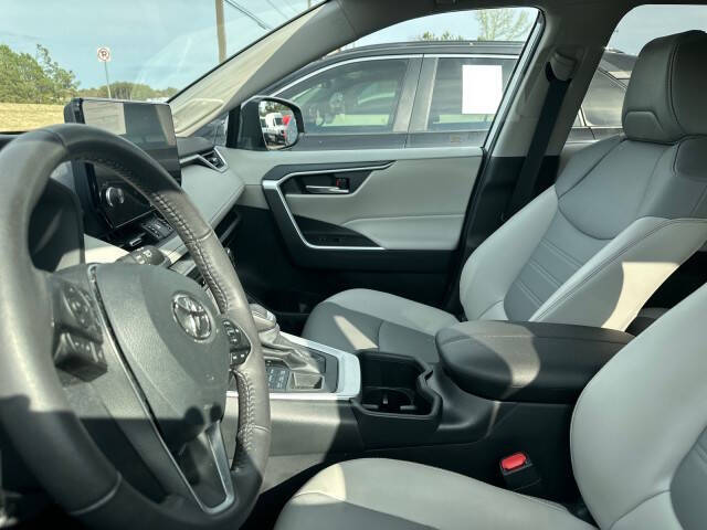 2024 Toyota RAV4 XLE Premium