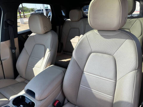 2022 Porsche Cayenne Platinum Edition