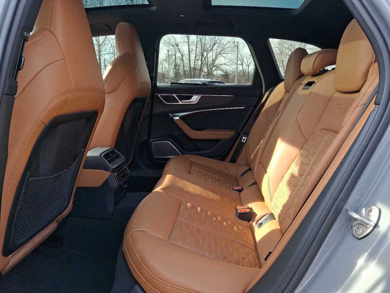 2022 Audi RS 6 Avant 4.0T quattro Avant