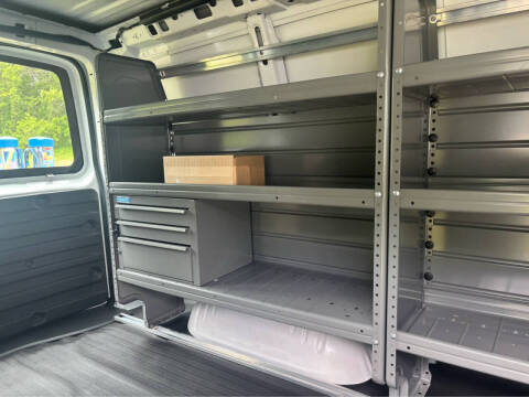 2025 Chevrolet Express 2500