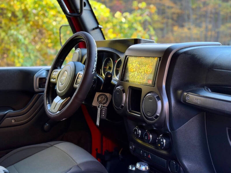 2016 Jeep Wrangler Willys Wheeler