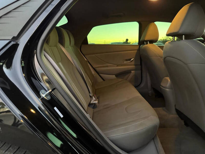 2023 Hyundai Elantra