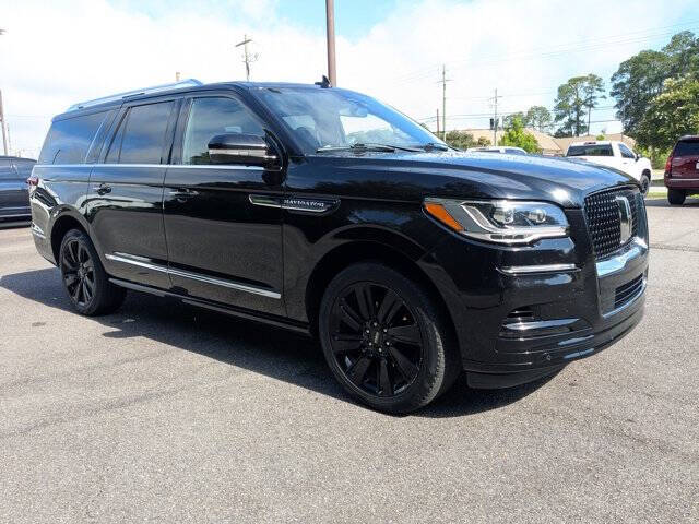 2022 Lincoln Navigator