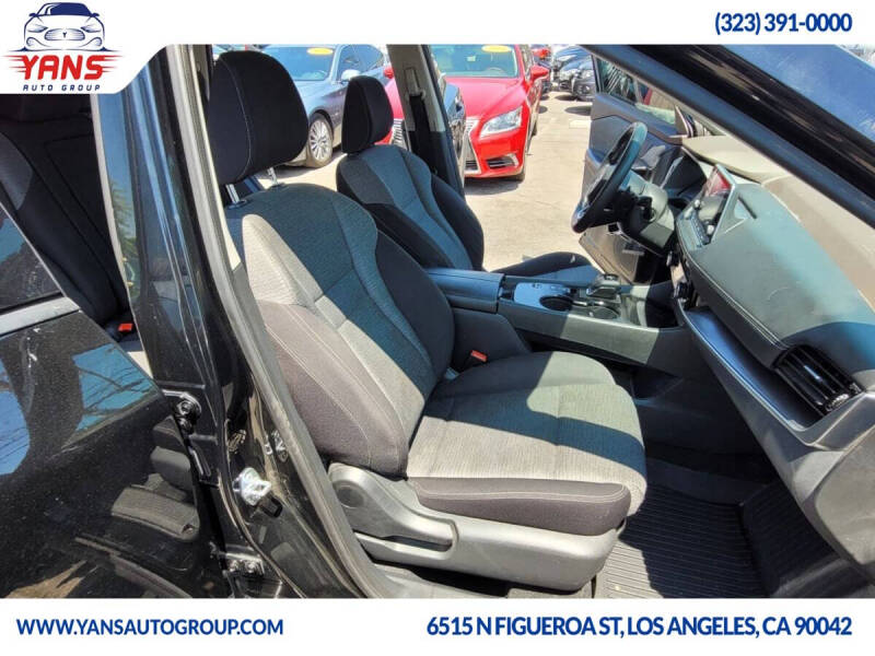 2021 Nissan Rogue SV