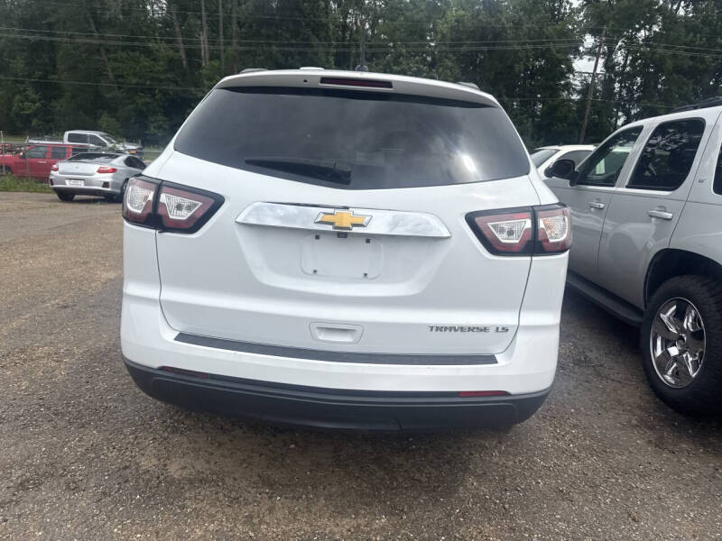 2016 Chevrolet Traverse LS