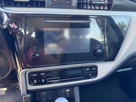 2018 Toyota Corolla LE