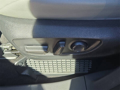 2024 Toyota Sienna XLE 7-Passenger