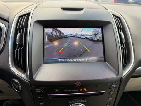 2019 Ford Edge Titanium