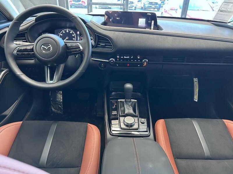 2025 Mazda CX-30 2.5 Carbon Turbo