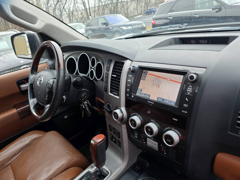 2013 Toyota Sequoia Platinum