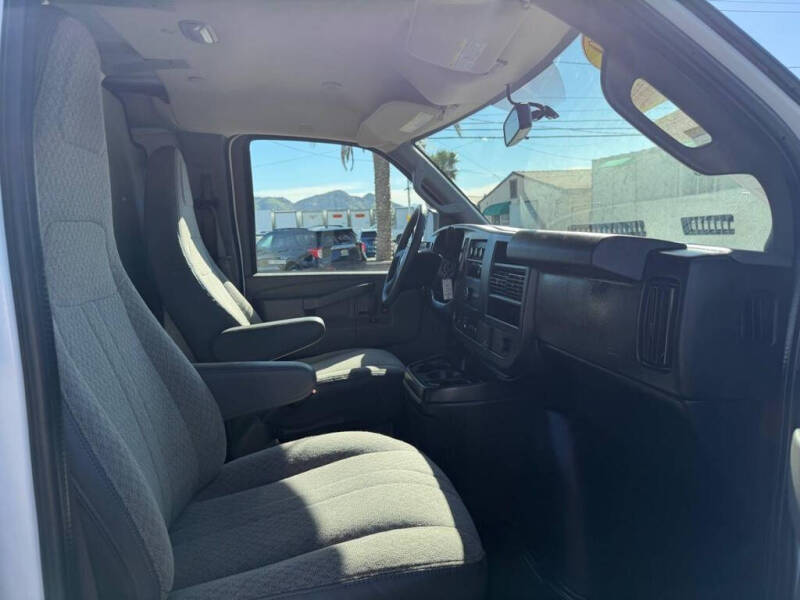 2019 Chevrolet Express 2500