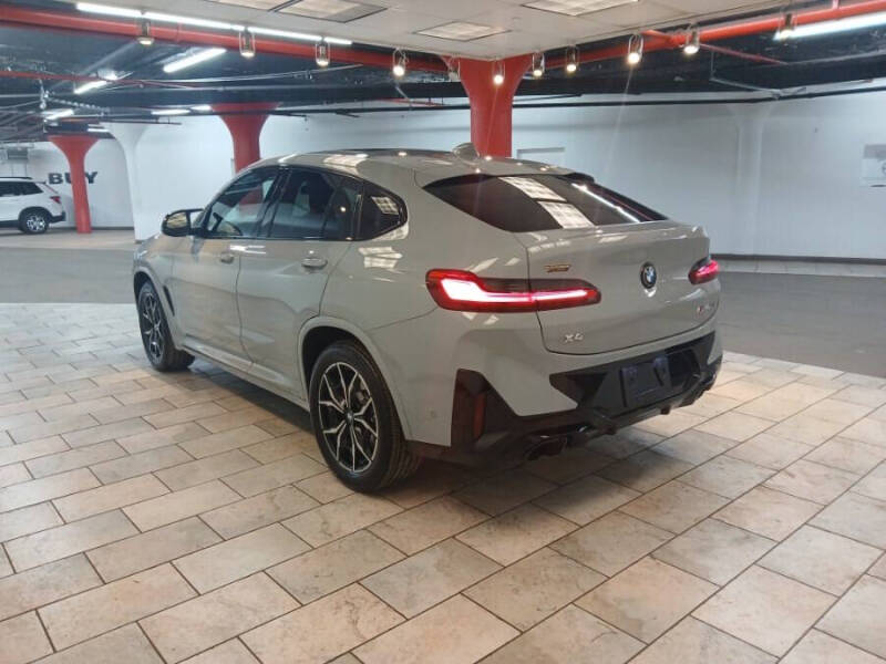 2023 BMW X4 M40i