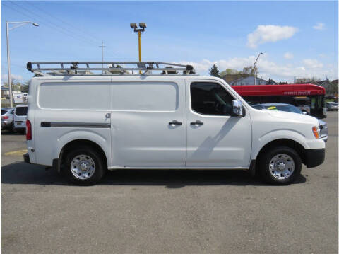2016 Nissan NV