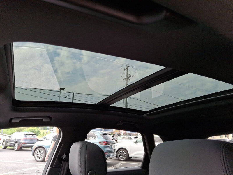 2024 Audi Q3 quattro S line Prem Plus 45 TFSI