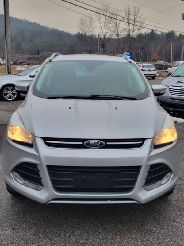 2015 Ford Escape Titanium photo 2