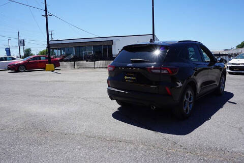 2025 Ford Escape ST-Line Select
