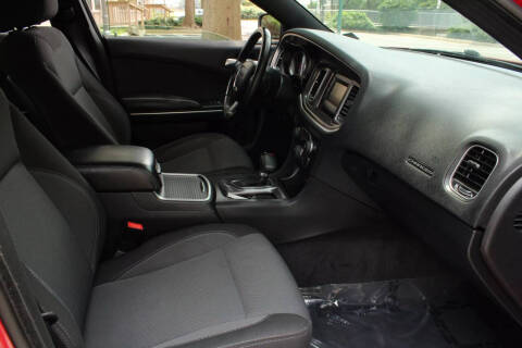 2016 Dodge Charger SE