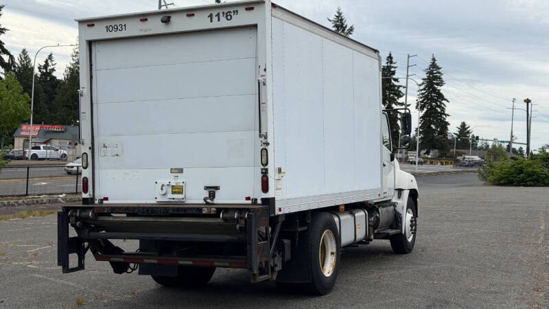 2013 Hino 268