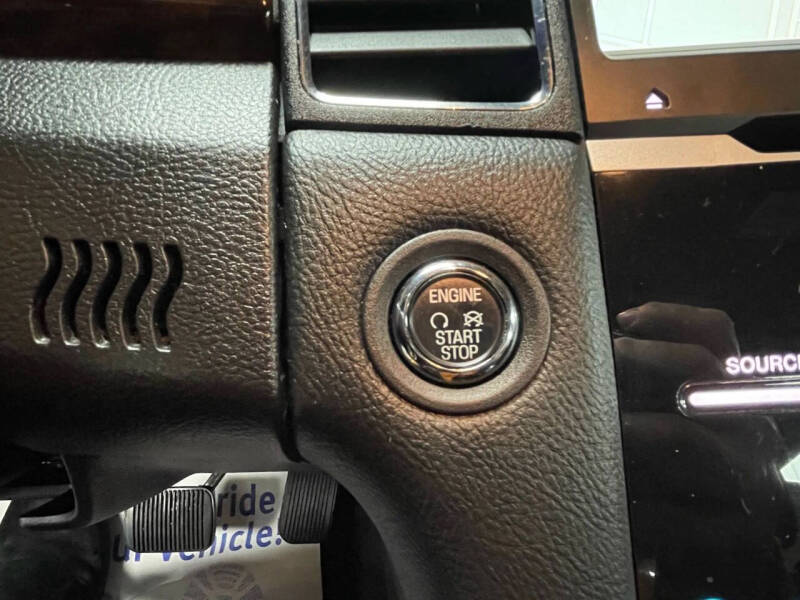 2019 Ford Taurus Limited