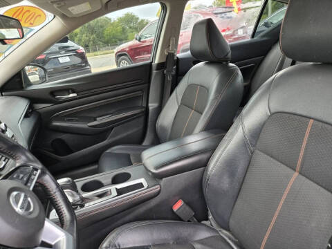 2020 Nissan Altima 2.5 SR