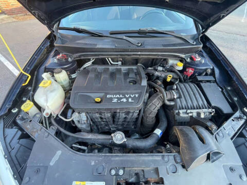 2014 Chrysler 200 LX