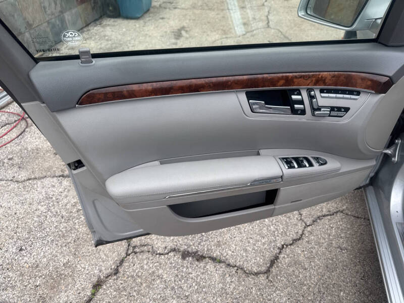 2010 Mercedes-Benz S-Class S 550