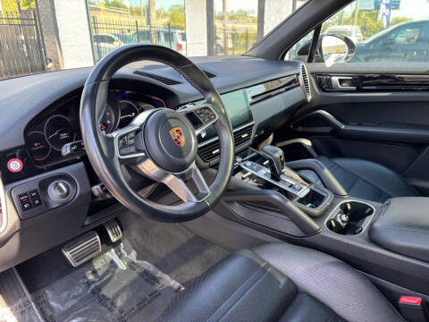 2019 Porsche Cayenne S