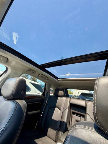 2012 Cadillac SRX Luxury Collection