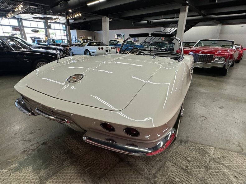 1961 Chevrolet Corvette