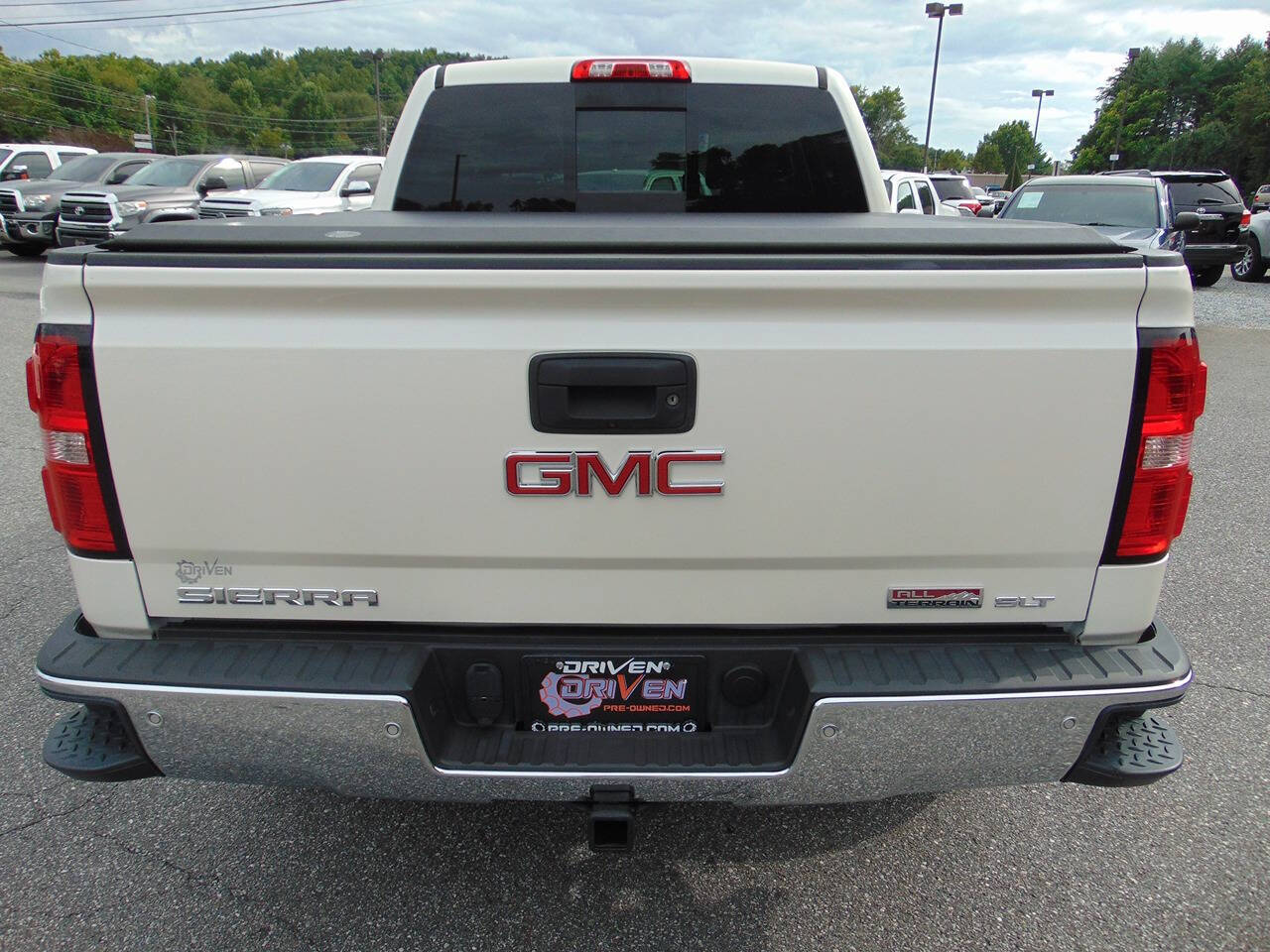 2015 GMC Sierra 1500 for sale at Driven Pre-Owned in Lenoir, NC