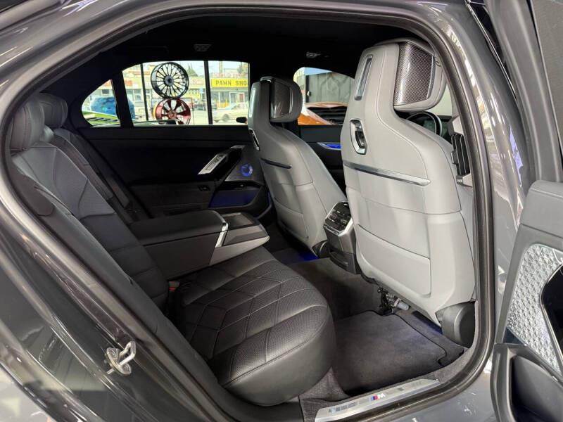 2023 BMW 7 Series 760i xDrive