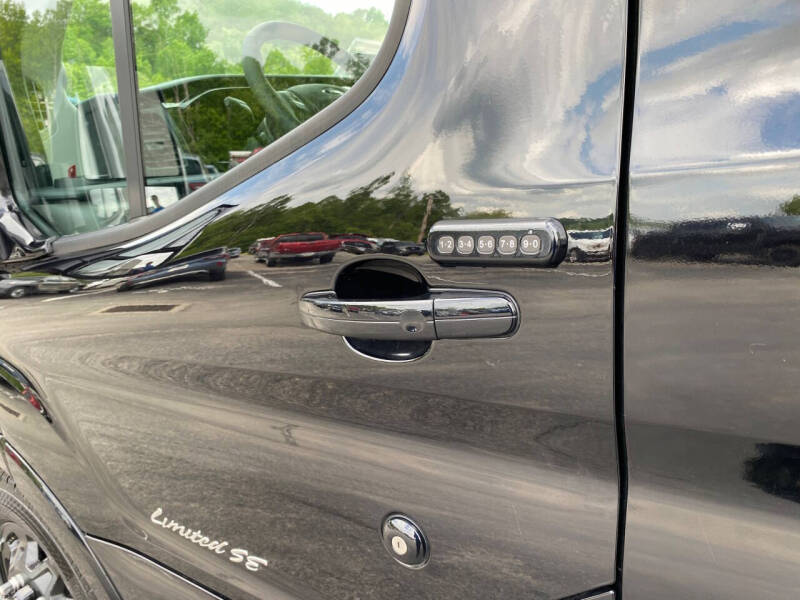 2025 Ford Transit 250