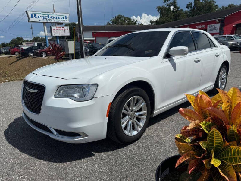 2018 Chrysler 300 Touring