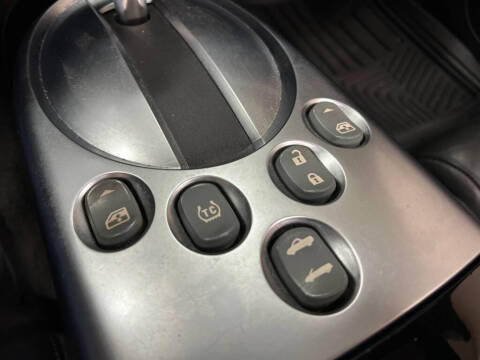 2004 Chevrolet SSR LS