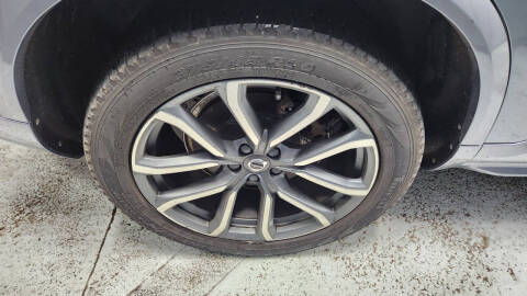 2018 Volvo XC90 T5 Momentum 7-Passenger