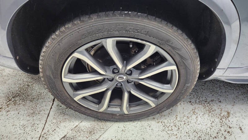 2018 Volvo XC90 T5 Momentum 7-Passenger