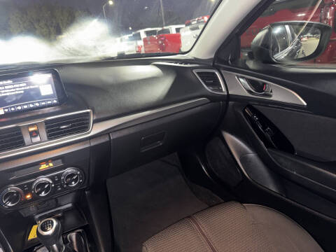 2018 Mazda MAZDA3 Sport